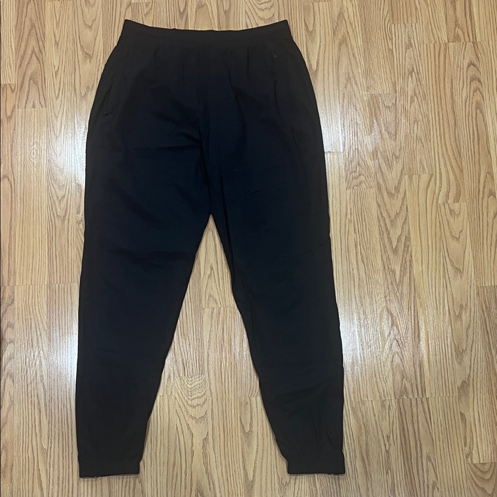 Lululemon Surge Jogger. LIKE NEW.